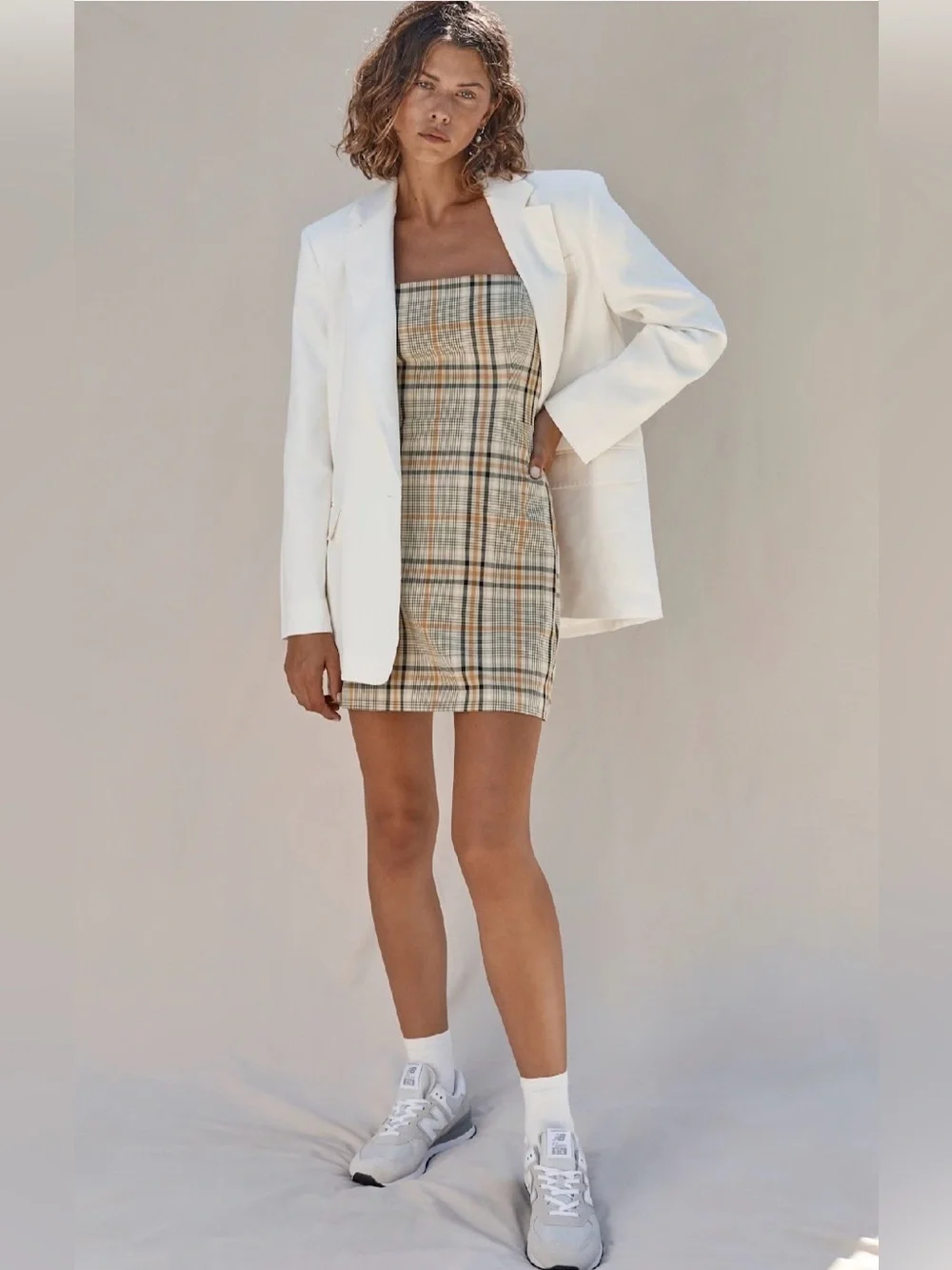 Aritzia Wilfred Plaid Mini Dress | Neutral Check Print | Size Small - Picture 3 of 7